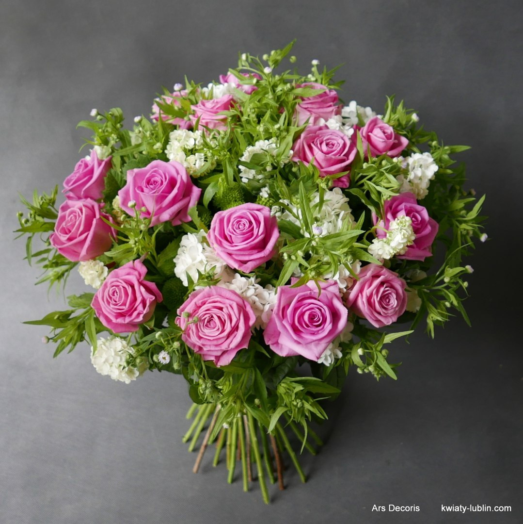 Bukiet inwencja florysty .................. wybór ceny od 300zł do 1000 zł Bukiet inwencja florysty .................. wybór ceny od 300zł do 1000 zł