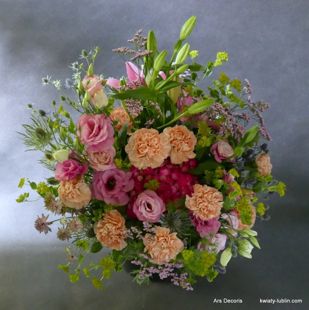 Bukiet inwencja florysty .................. wybór ceny od 300zł do 1000 zł Bukiet inwencja florysty .................. wybór ceny od 300zł do 1000 zł