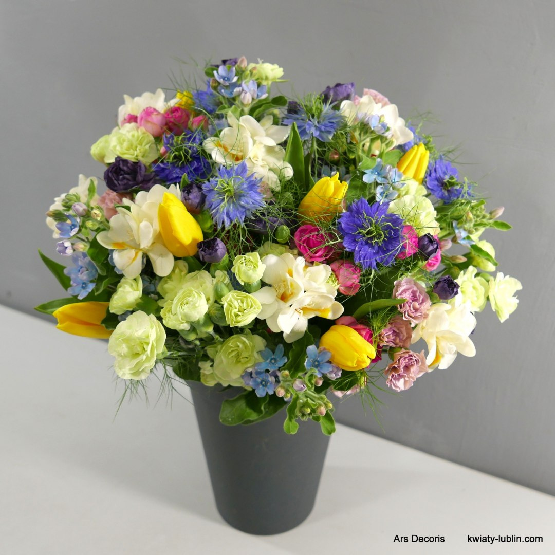 Bukiet inwencja florysty .................. wybór ceny od 300zł do 1000 zł Bukiet inwencja florysty .................. wybór ceny od 300zł do 1000 zł